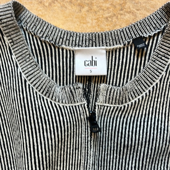 CAbi Shortsleeve Zip Up Cardigan Sweater Small - Picture 2 of 5